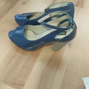 Used Blue Heels Size 35
